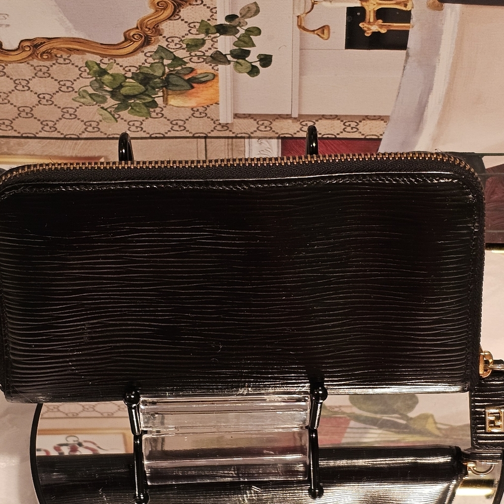 FENDI Roma Black Long Zip-around Wallet